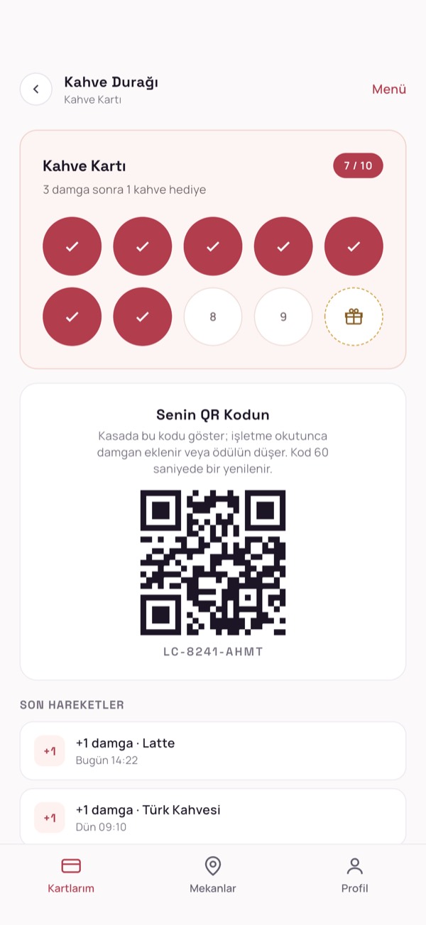 Semtiva app screen showing a coffee card with 7 of 10 stamps and the customer's personal QR code